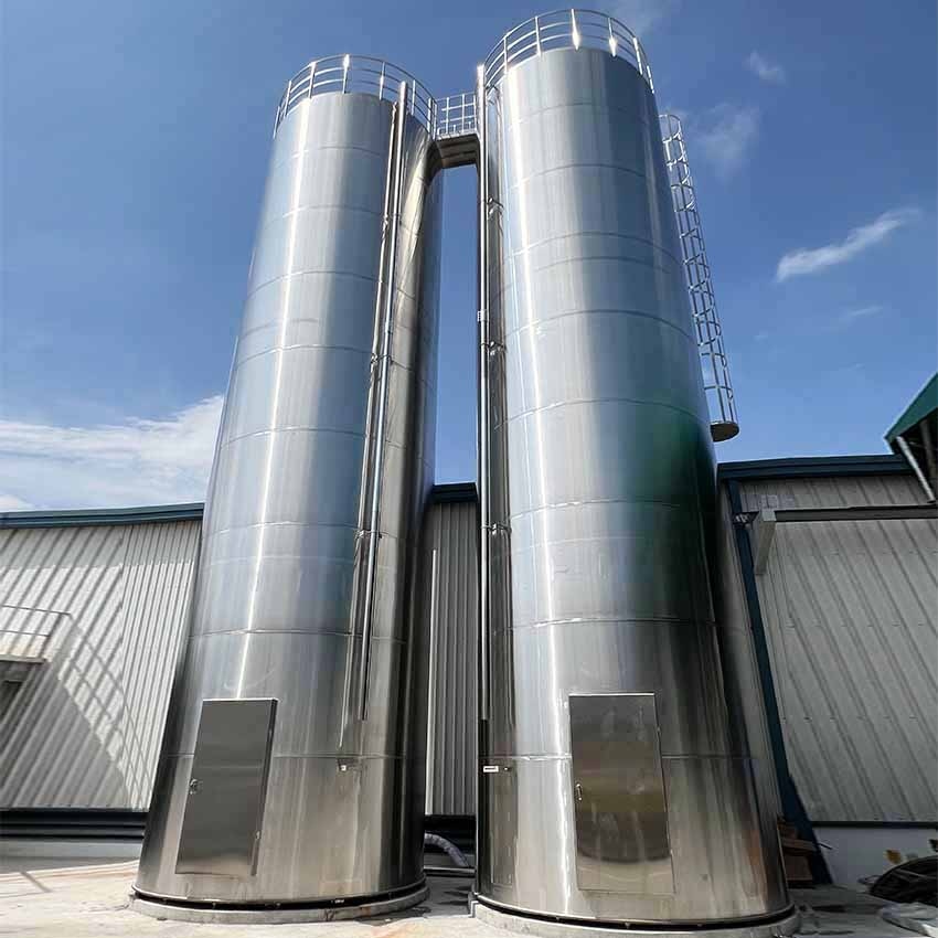 Zewnętrzny silos magazynowy z inteligentnym systemem magazynowania